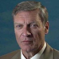 REPORT: Mueller Behind Detainment of INFOWARS’ Contributor Ted Malloch