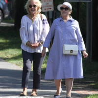 Portly Hillary Clinton Spotted in Hamptons Looking Rough Wrapped in a Tent